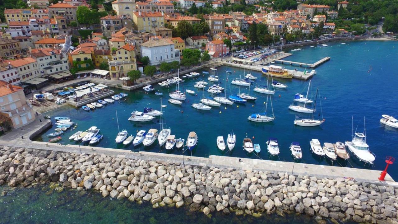Apartments Matacin With Sea View Opatija Bagian luar foto